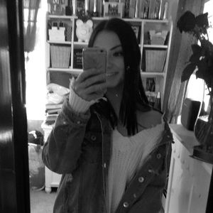 Meet your Posher, Brianna